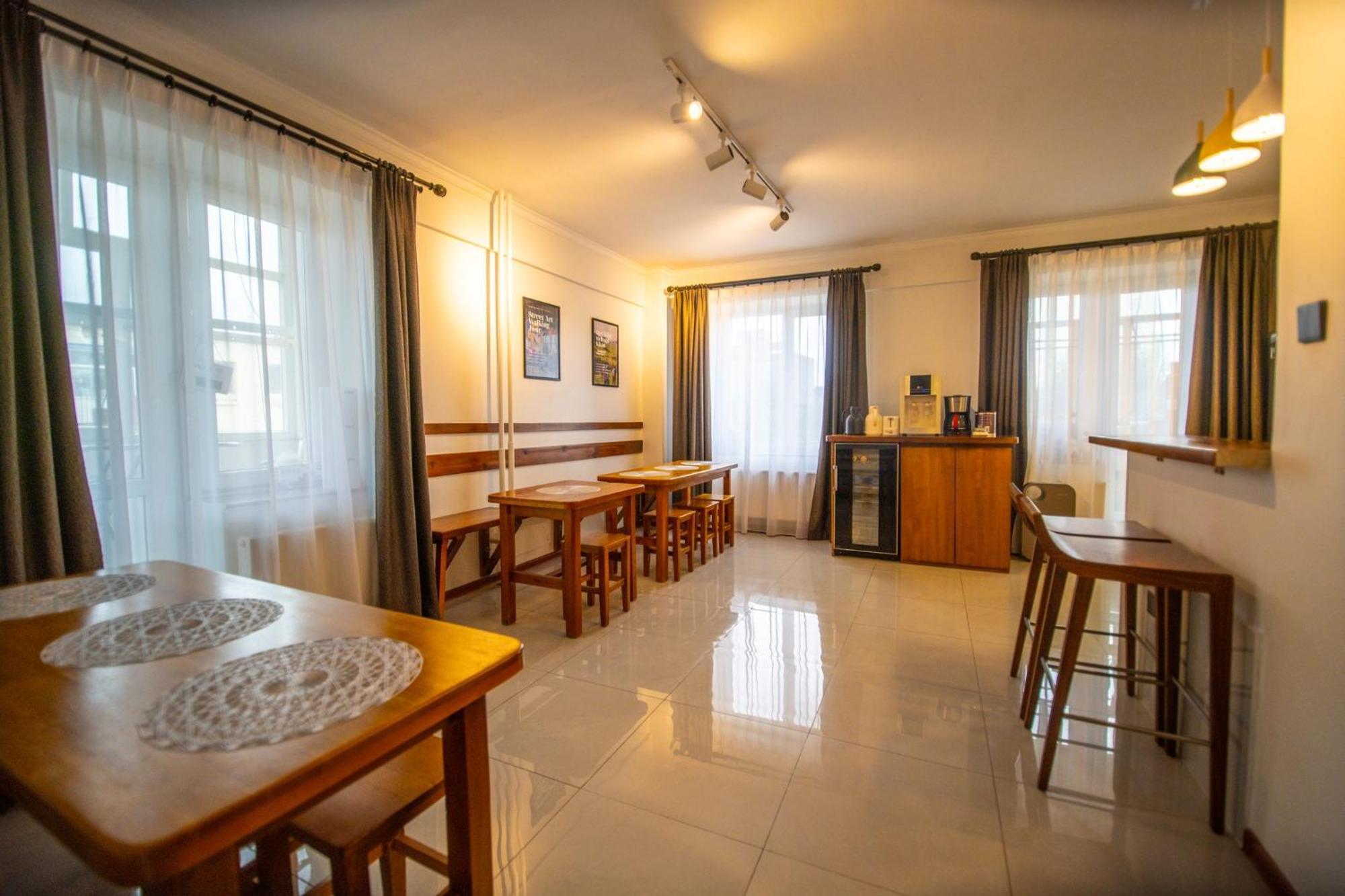 אולן בטור Zaya Hostel מראה חיצוני תמונה